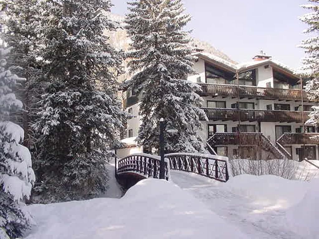 Vail Racquet Club Mountain Resort Exterior photo