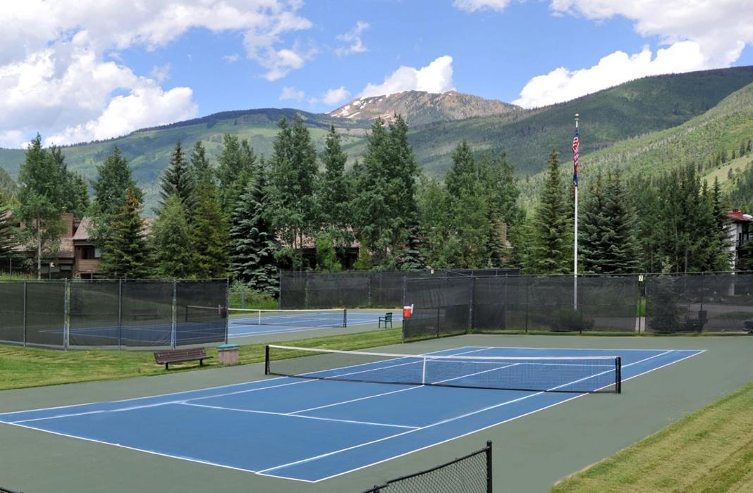 Vail Racquet Club Mountain Resort Exterior photo