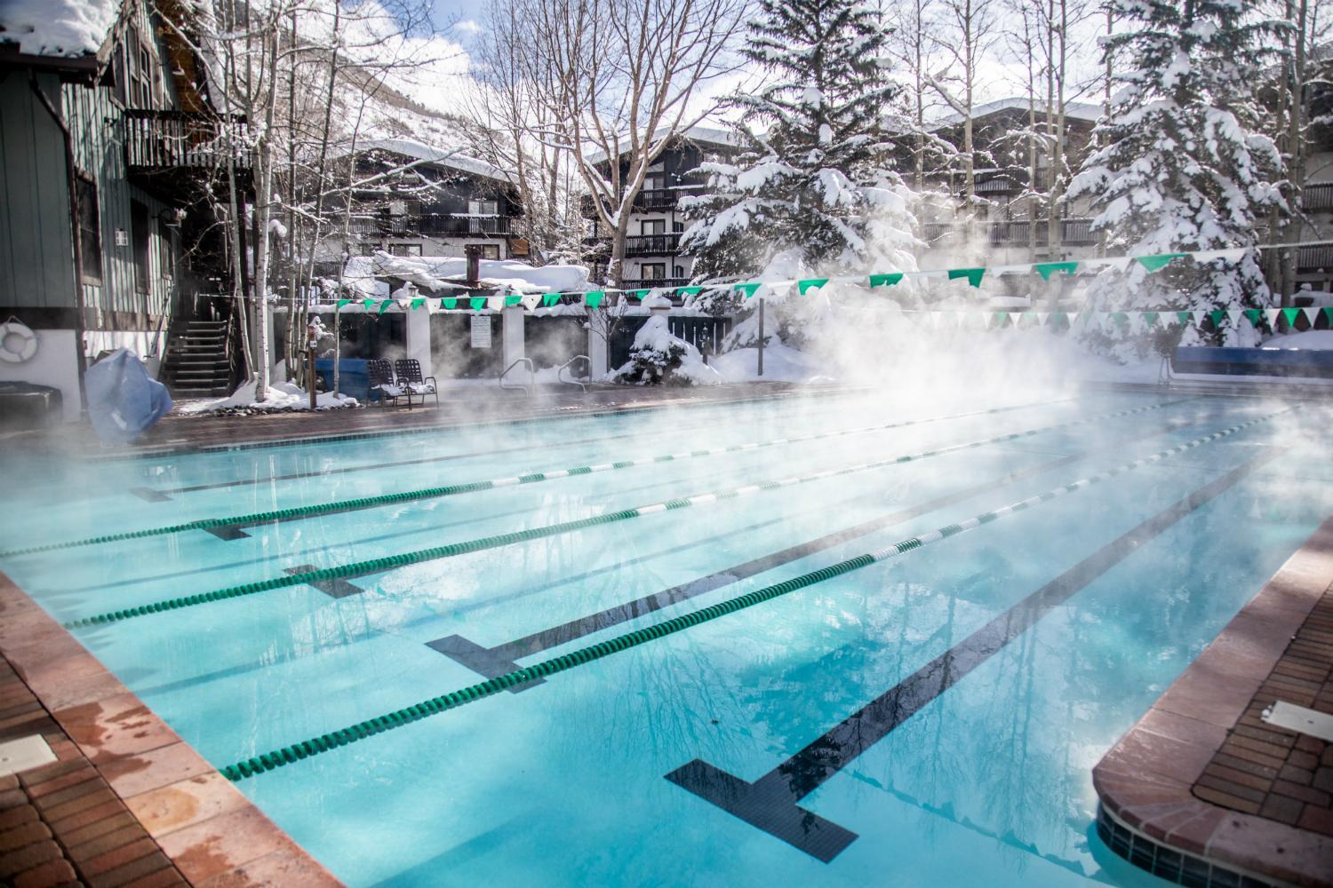 Vail Racquet Club Mountain Resort Exterior photo